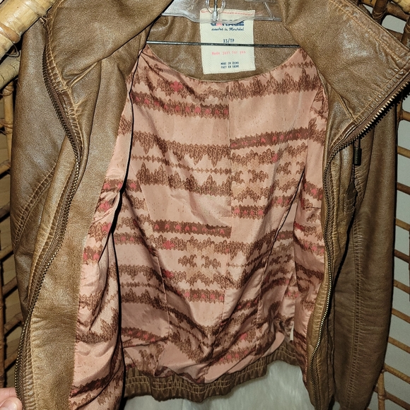 Faux hooded leather jacket - Picture 3 of 5